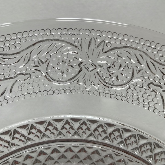 VTG - Two “Fleur de Lis” Salad Plates - Picture 2 of 5